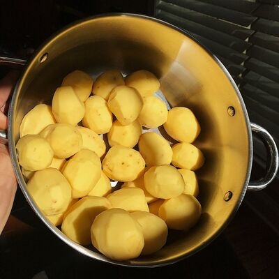 Картошка за 5 минут в микроволновке: эксперимент Ольги Белькович